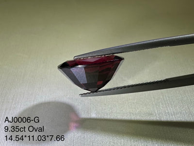 9.35ct  Garnet