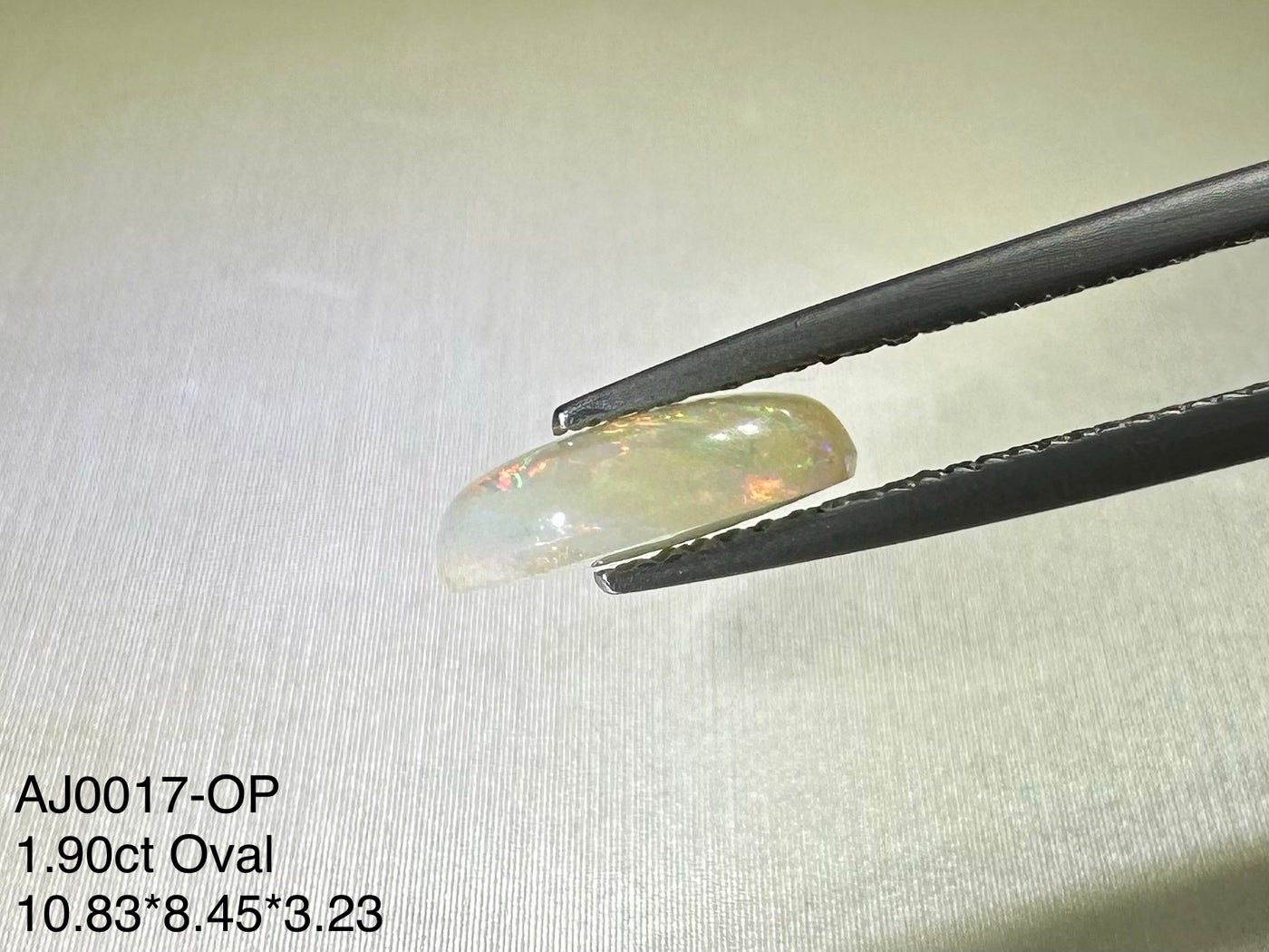 1.90ct Opal
