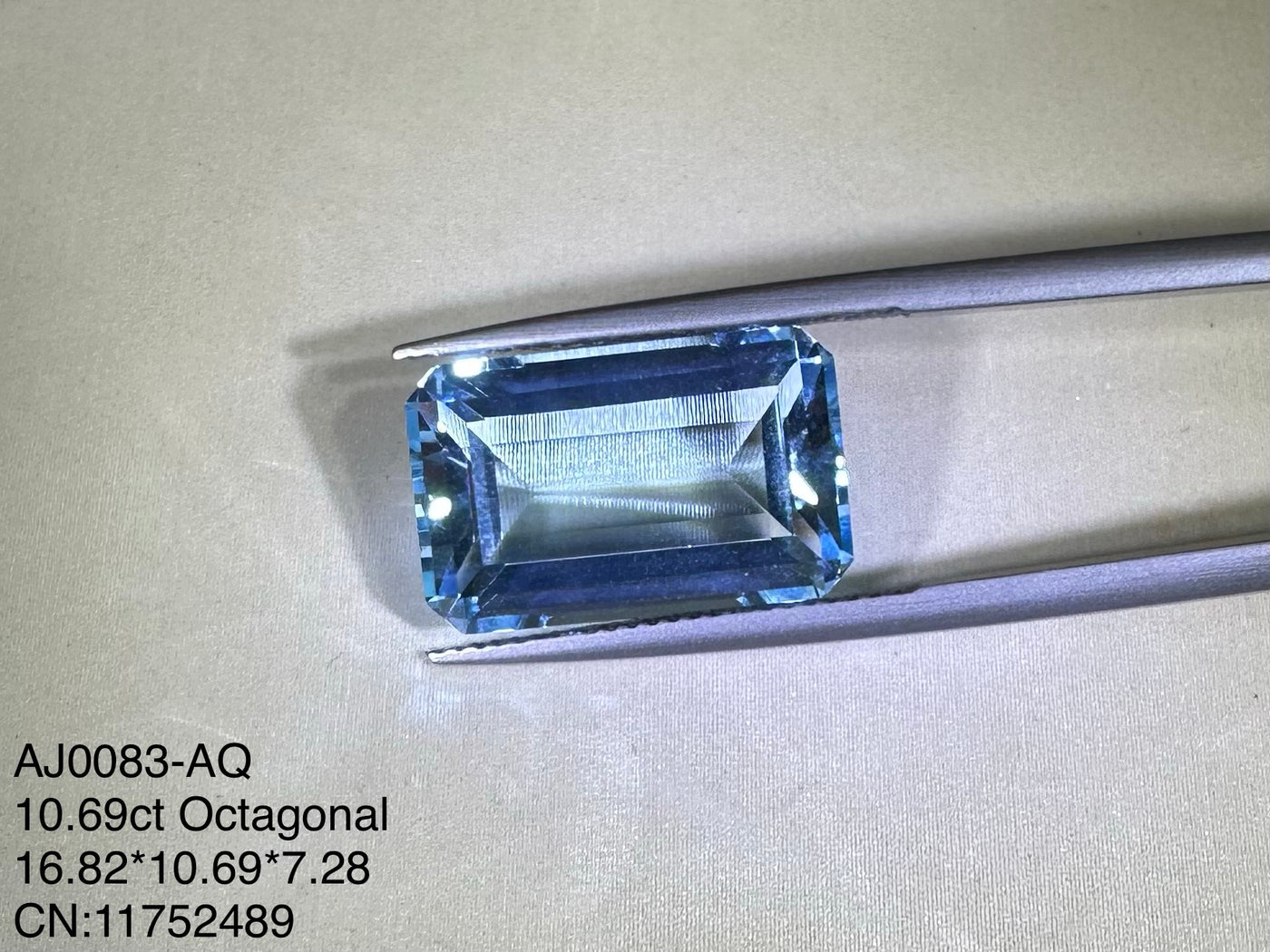 10.69ct Aquamarine