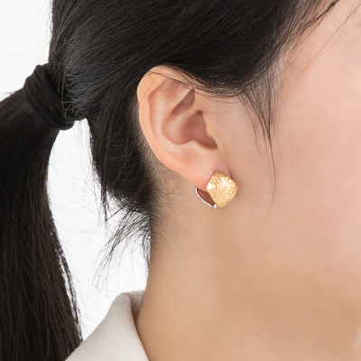 Lily Ear Clip