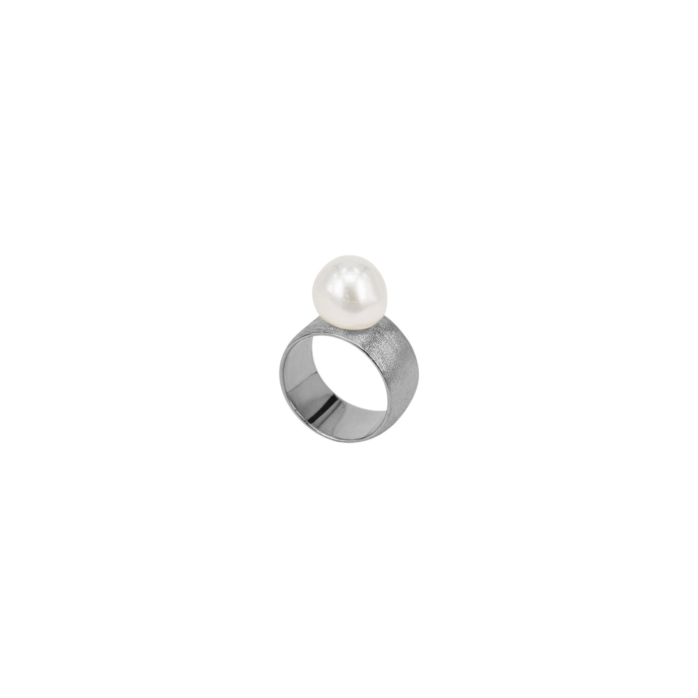 Millie Pearl Ring