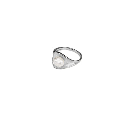 Tella Pearl Ring